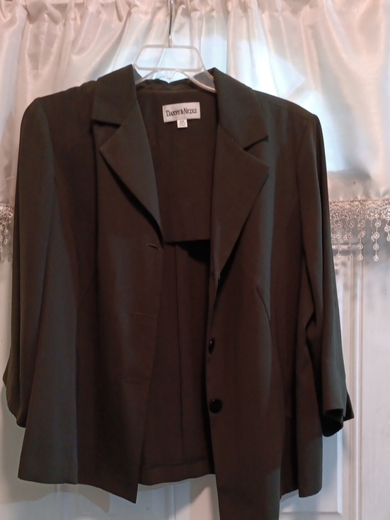 Danny & Nicole Jackets & Blazers - Danny & Nicole Olive Green Women's Blazer Jacket